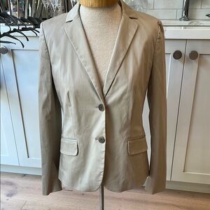 EUC J Crew fine brushed cotton tan classic 2 button fully lined blazer